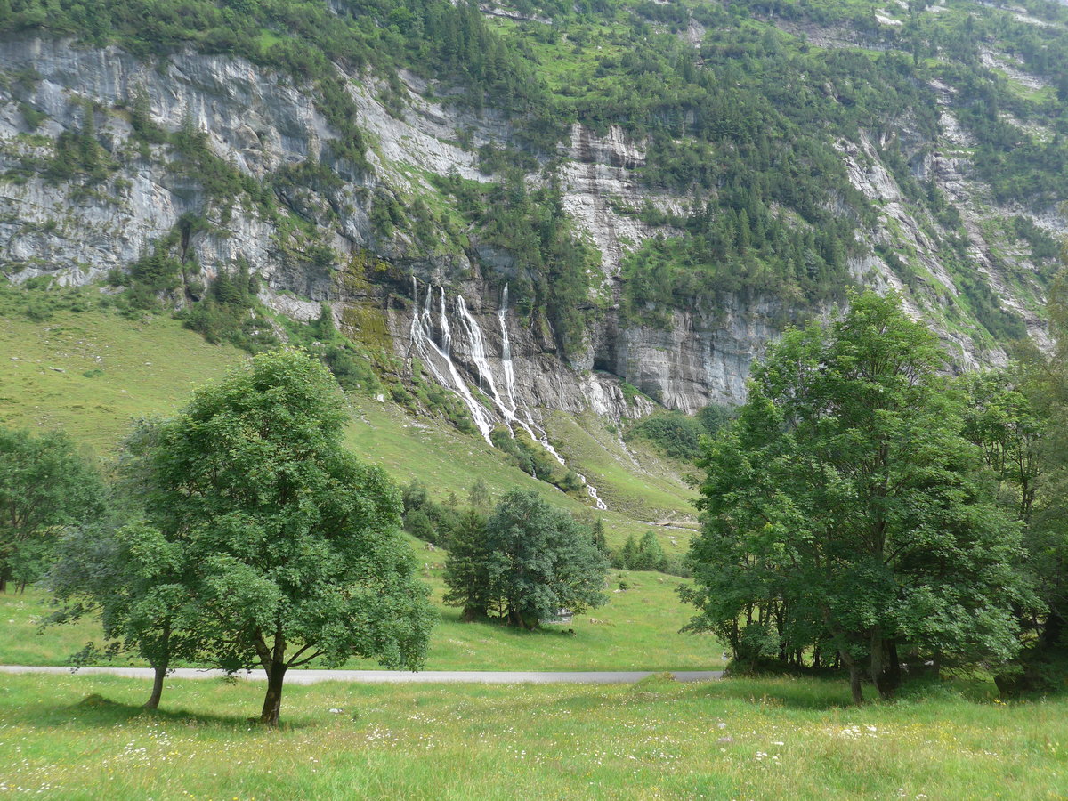 (182'135) - Die Jungibachflle am 16. juli 2017 bei Innertkirchen