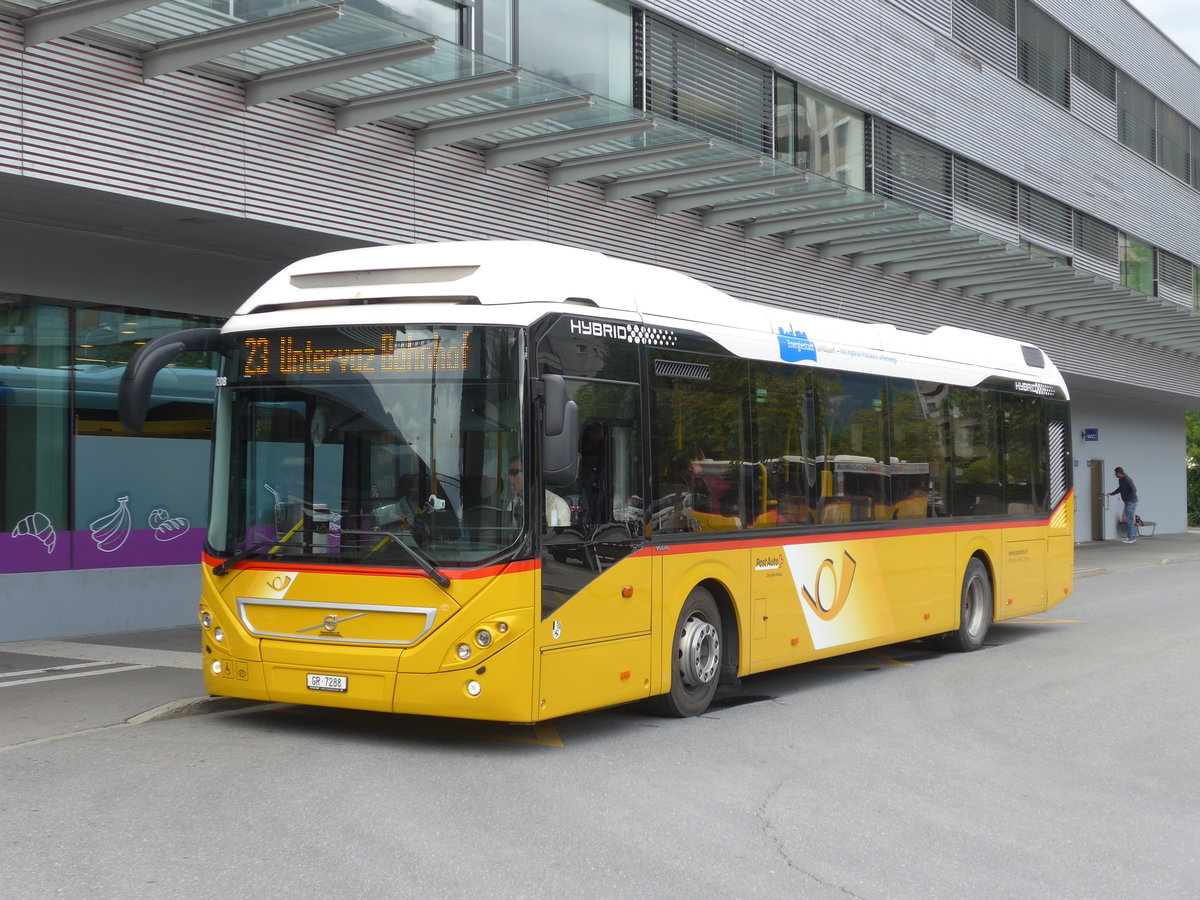 (182'294) - Dnser, Trimmis - GR 7288 - Volvo am 24. Juli 2017 beim Bahnhof Landquart