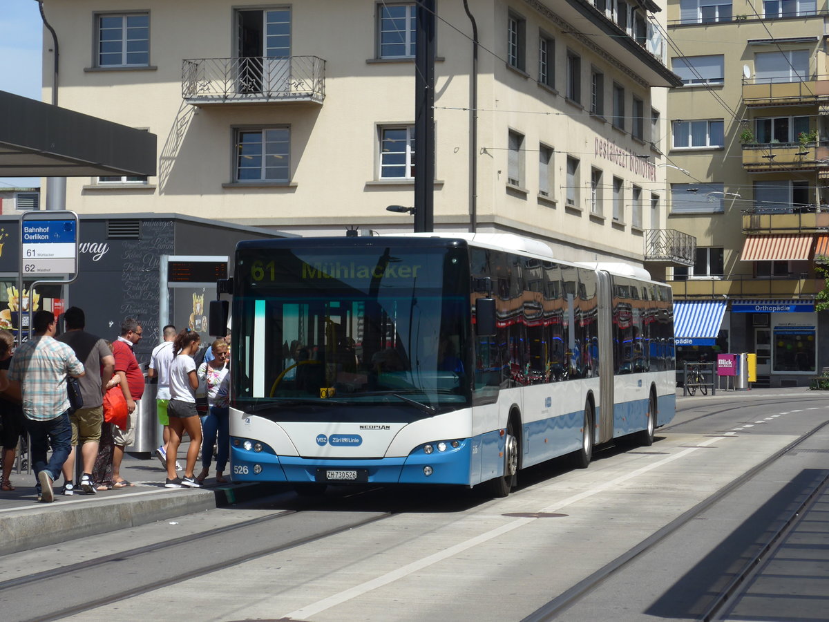 (182'640) - VBZ Zrich - Nr. 526/ZH 730'526 - Neoplan am 3. August 2017 beim Bahnhof Zrich-Oerlikon