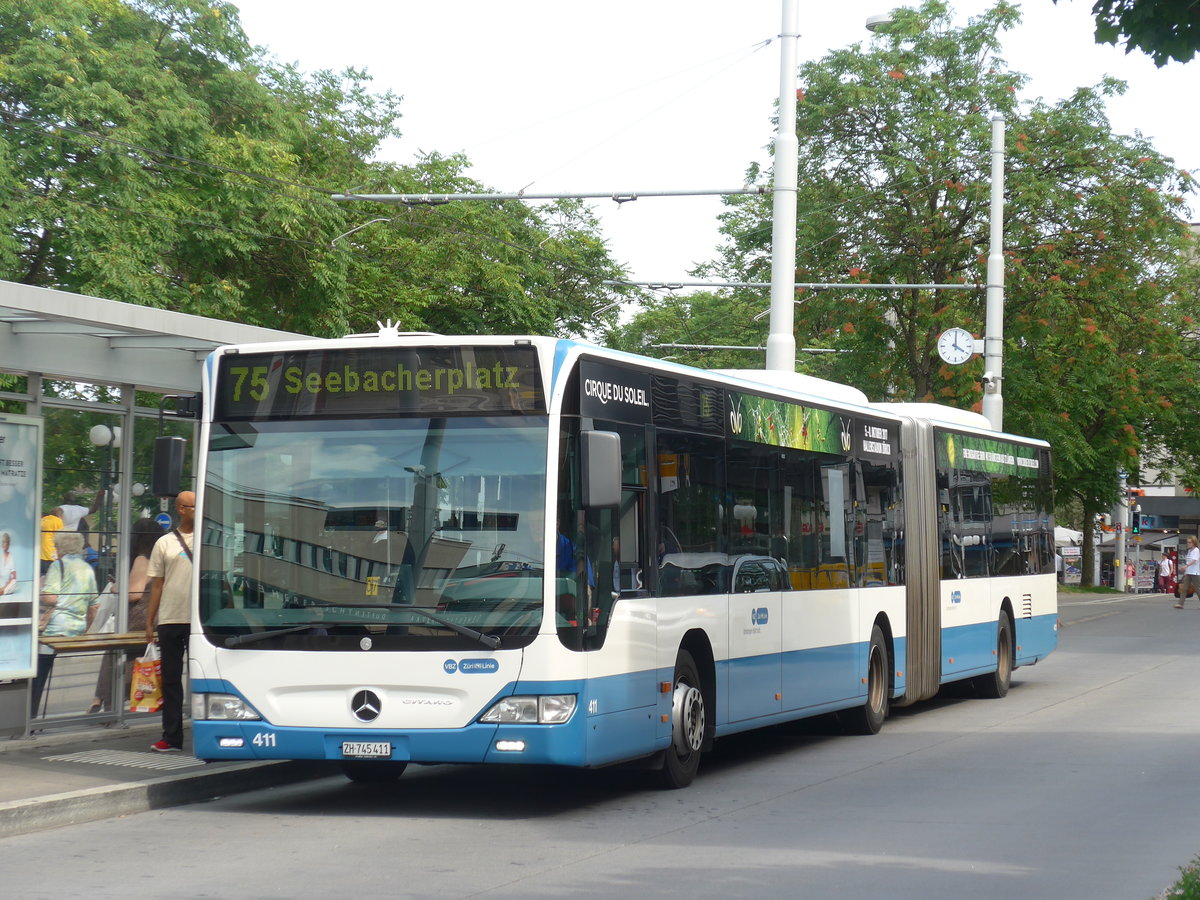 (182'673) - VBZ Zrich - Nr. 411/ZH 745'411 - Mercedes am 3. August 2017 in Zrich, Schwamendingerplatz