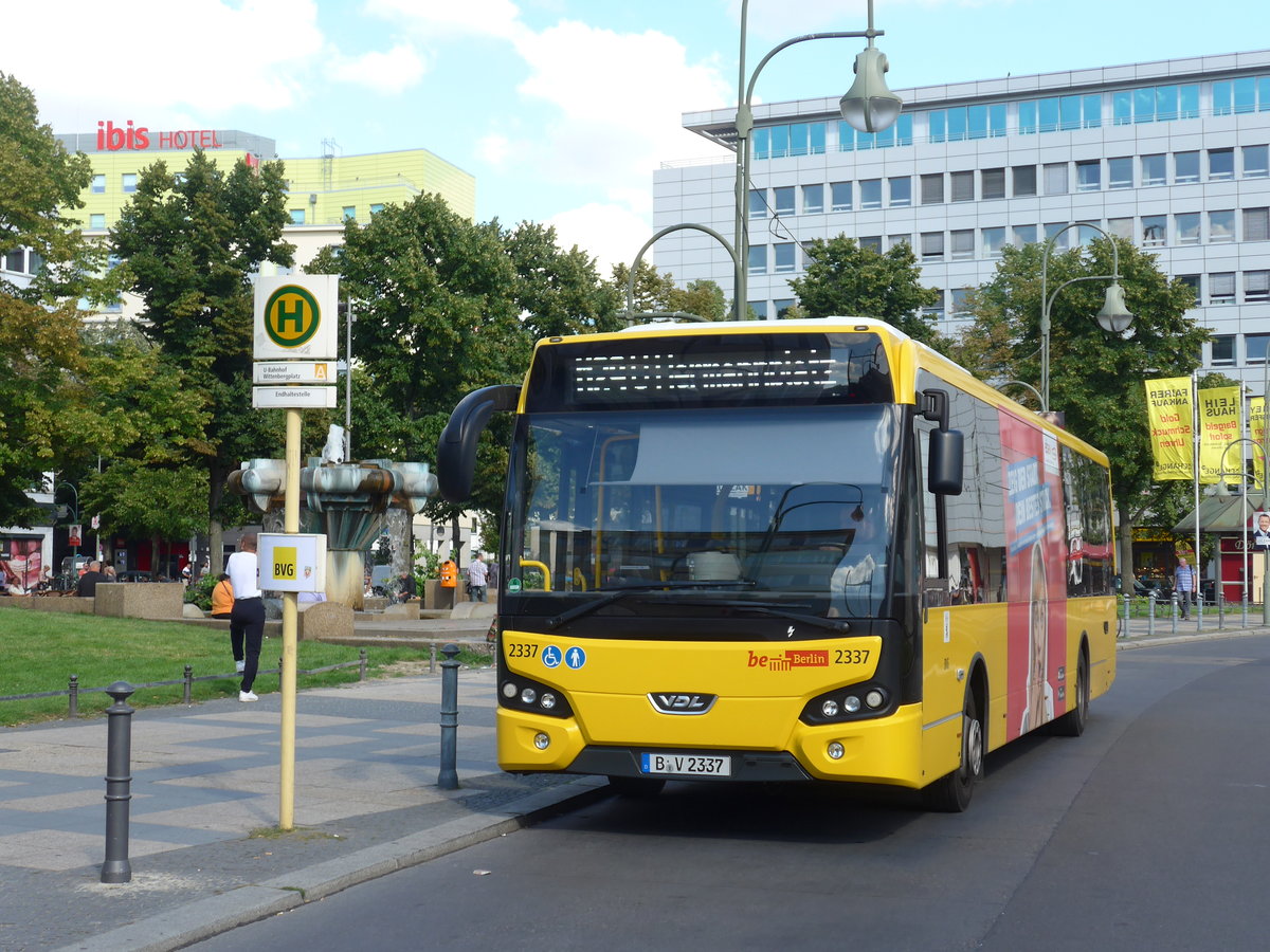 (183'211) - BVG Berlin - Nr. 2337/B-V 2337 - VDL am 9. August 2017 in Berlin, Wittenbergplatz