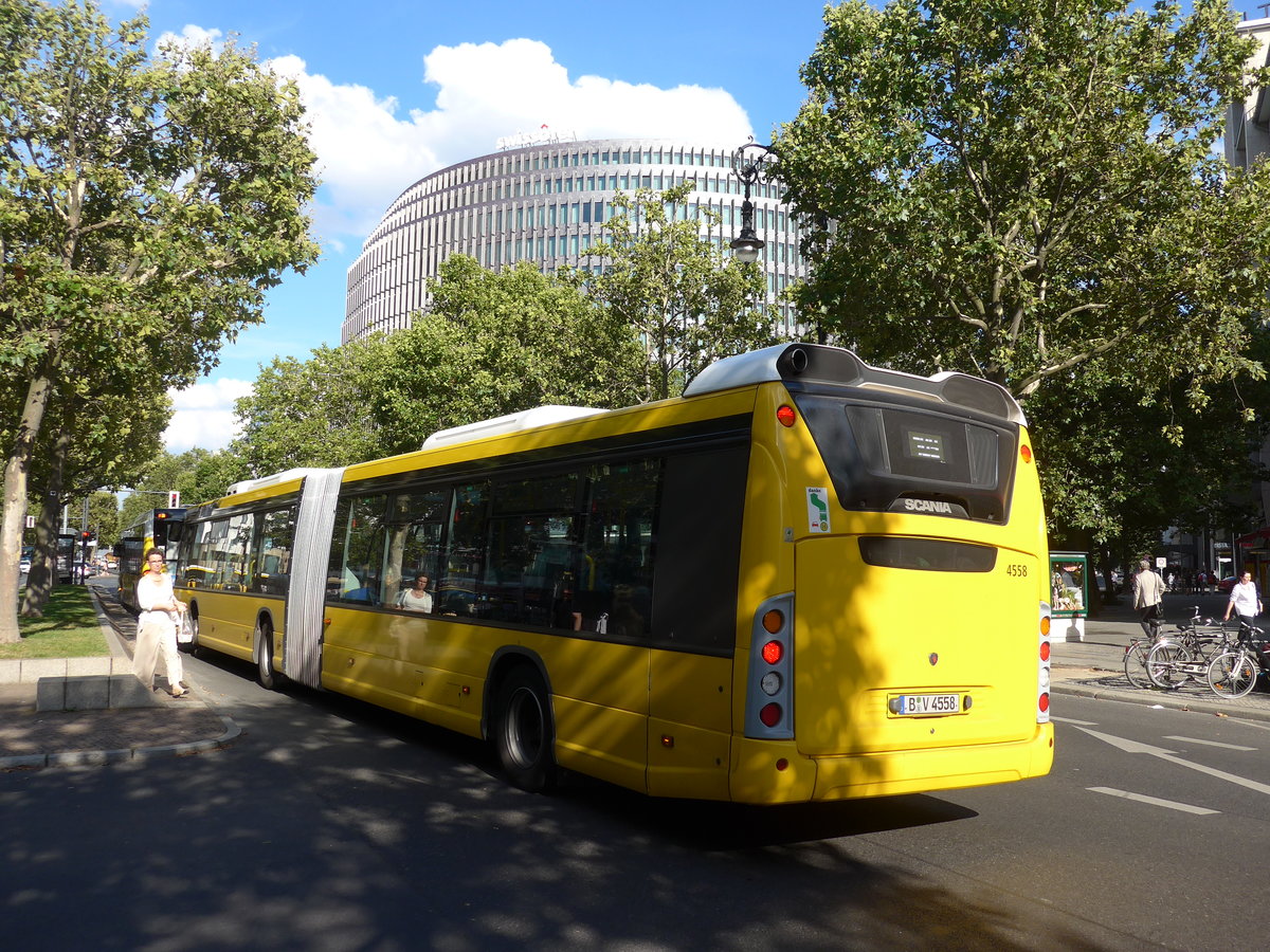 (183'234) - BVG Berlin - Nr. 4558/B-V 4558 - Scania am 9. August 2017 in Berlin, Kurfrstendamm