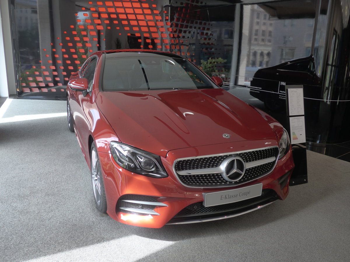 (183'312) - Mercedes E-Klasse Coup am 10. August 2017 in Berlin