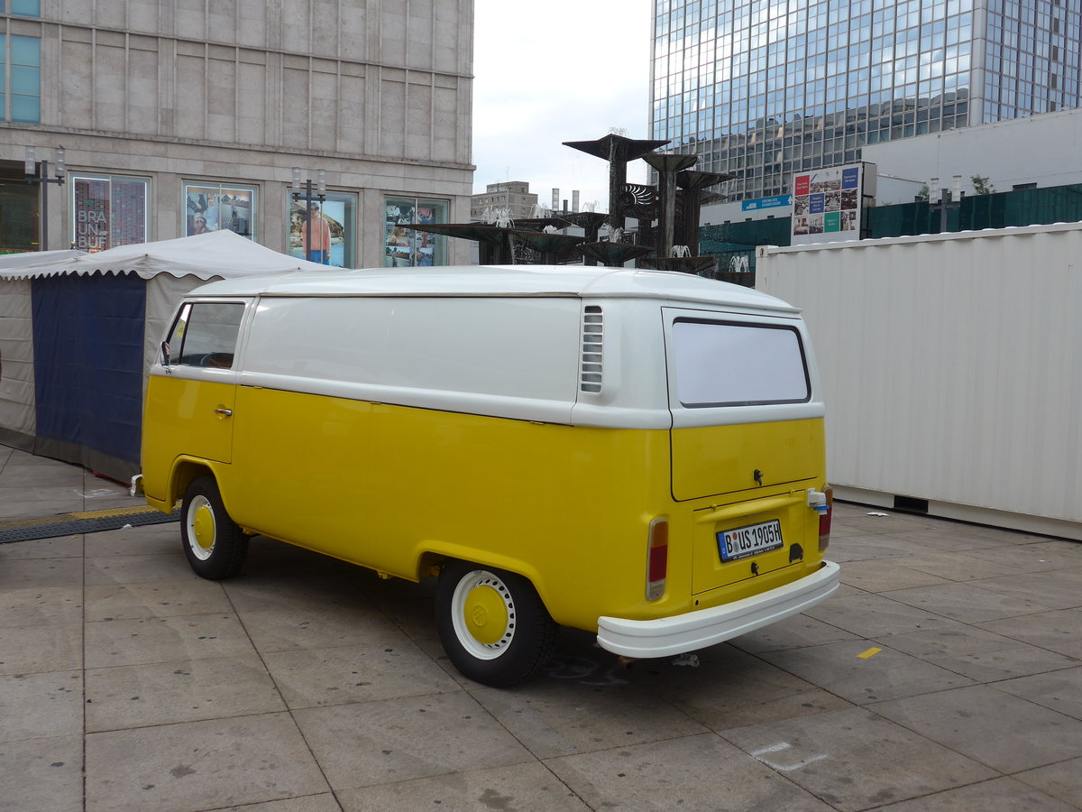 (183'378) - VW-Bus - B-US 1905H - am 10. August 2017 in Berlin
