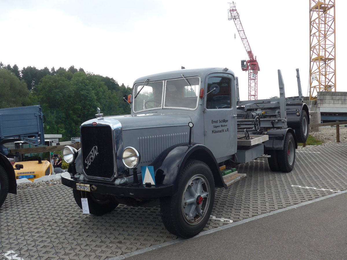 (184'400) - Schilliger, Kssnacht - SZ 90'075 U - FBW am 26. August 2017 in Oberkirch, CAMPUS Sursee