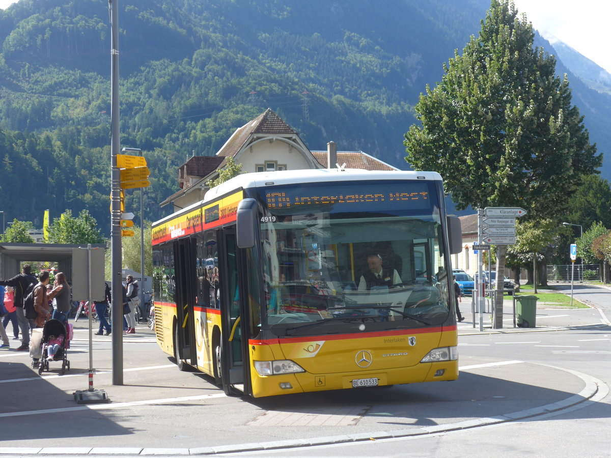 (184'545) - PostAuto Bern - BE 610'533 - Mercedes am 3. September 2017 beim Bahnhof Interlaken West