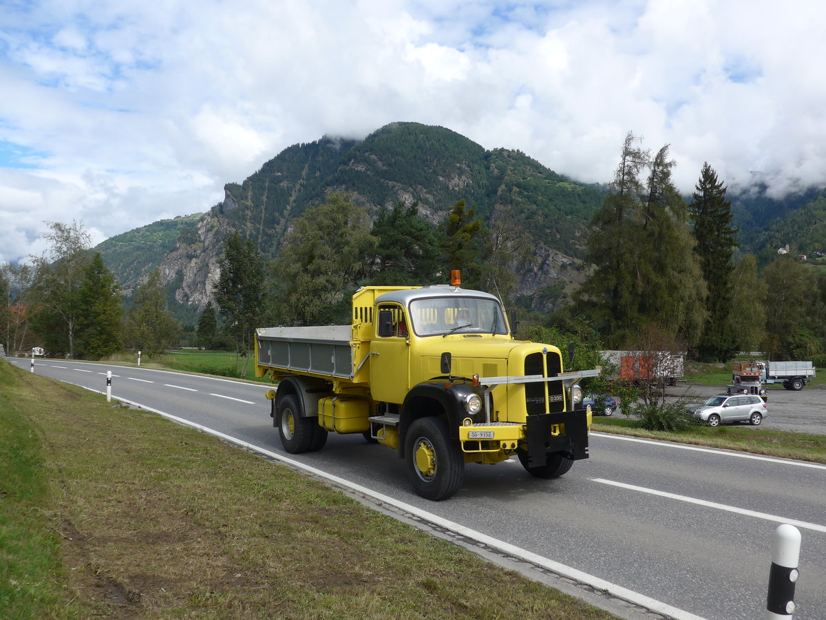 (184'870) - Saurer - SG 9152 - am 16. September 2017 in Cazis, Bndner Arena