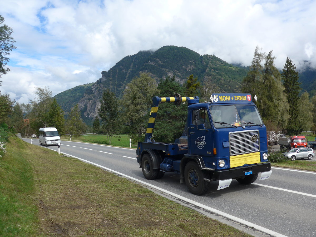 (184'894) - Moni+Erwin - GR 592 - Volvo am 16. September 2017 in Cazis, Bndner Arena