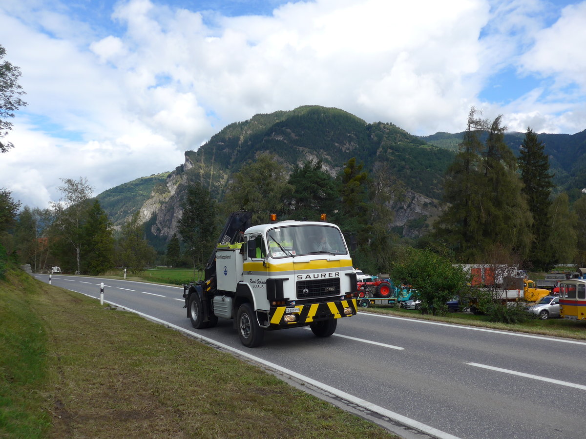 (184'963) - Schmid, Glarus - SZ 200'097 - Saurer am 16. September 2017 in Cazis, Bndner Arena