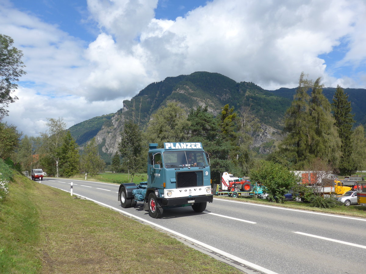 (184'969) - Planzer, Dietikon - Nr. 9/ZH 32'471 U - Volvo am 16. September 2017 in Cazis, Bndner Arena