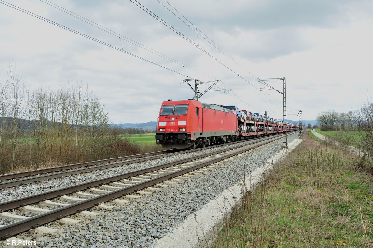 185 264-9 mit einem Autotransportzug bei Pölling. 17.03.24