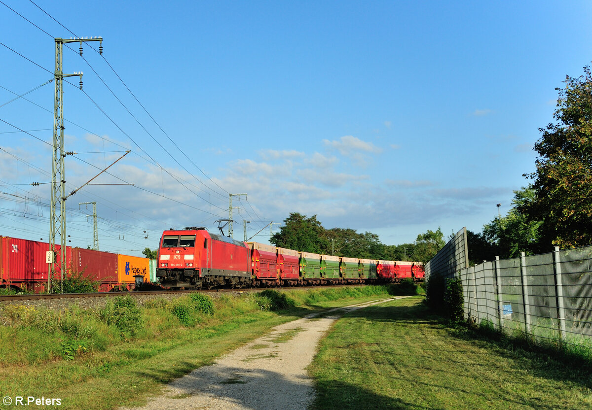 185 291-2 mit einem Rocktainerzug aus Richtung Treuchtlingen kommend in Nürnberg Hohe Marta.27.09.23