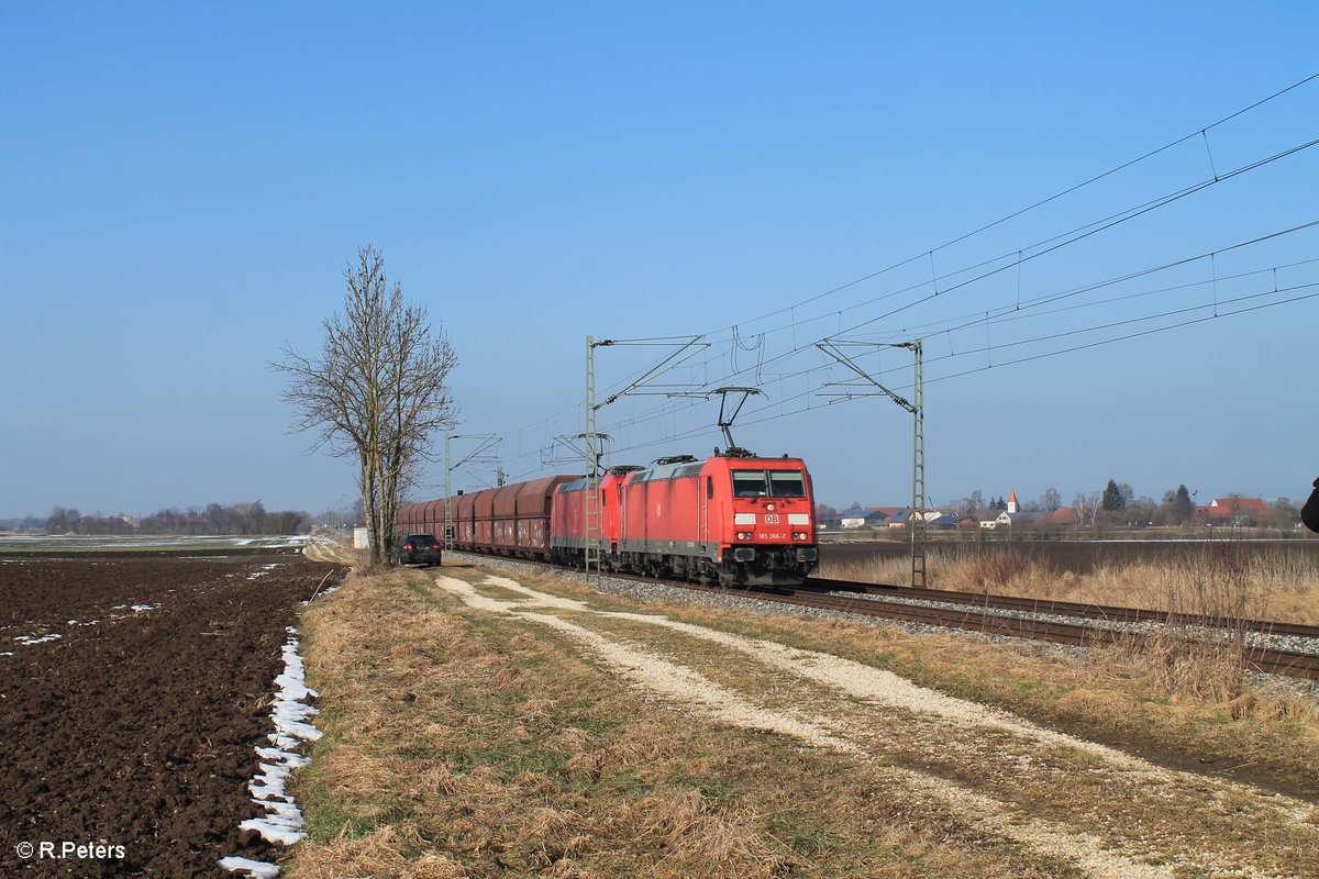 185 366-2 und 185 234-2 ziehen den Kohlependel nach Linz bei Moosham. 11.02.17