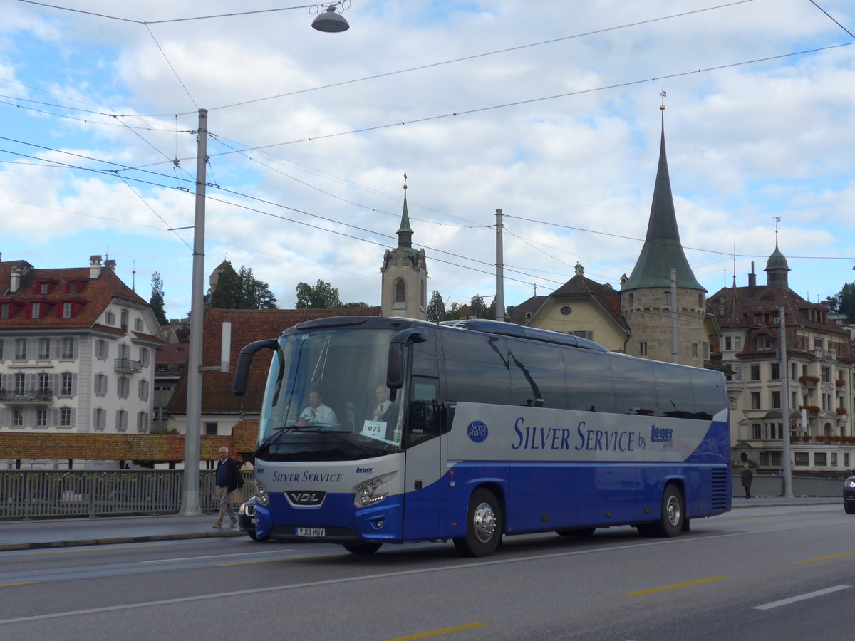 (185'117) - Aus England: Leger, Rotherham - YJ13 HUV - VDL am 18. September 2017 in Luzern, Bahnhofbrcke