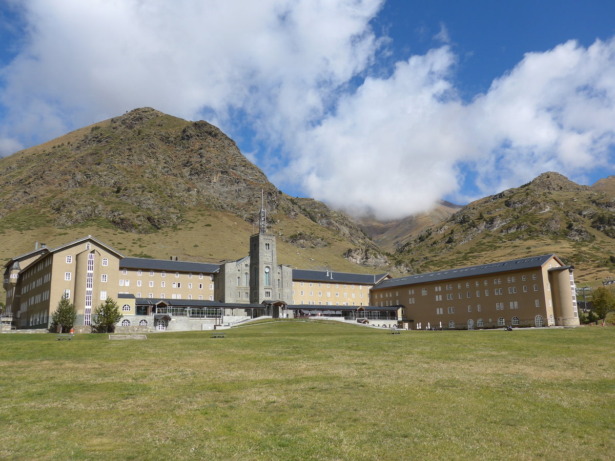 (185'243) - Das Sanktuarium am 26. September 2017 im Vall de Nria