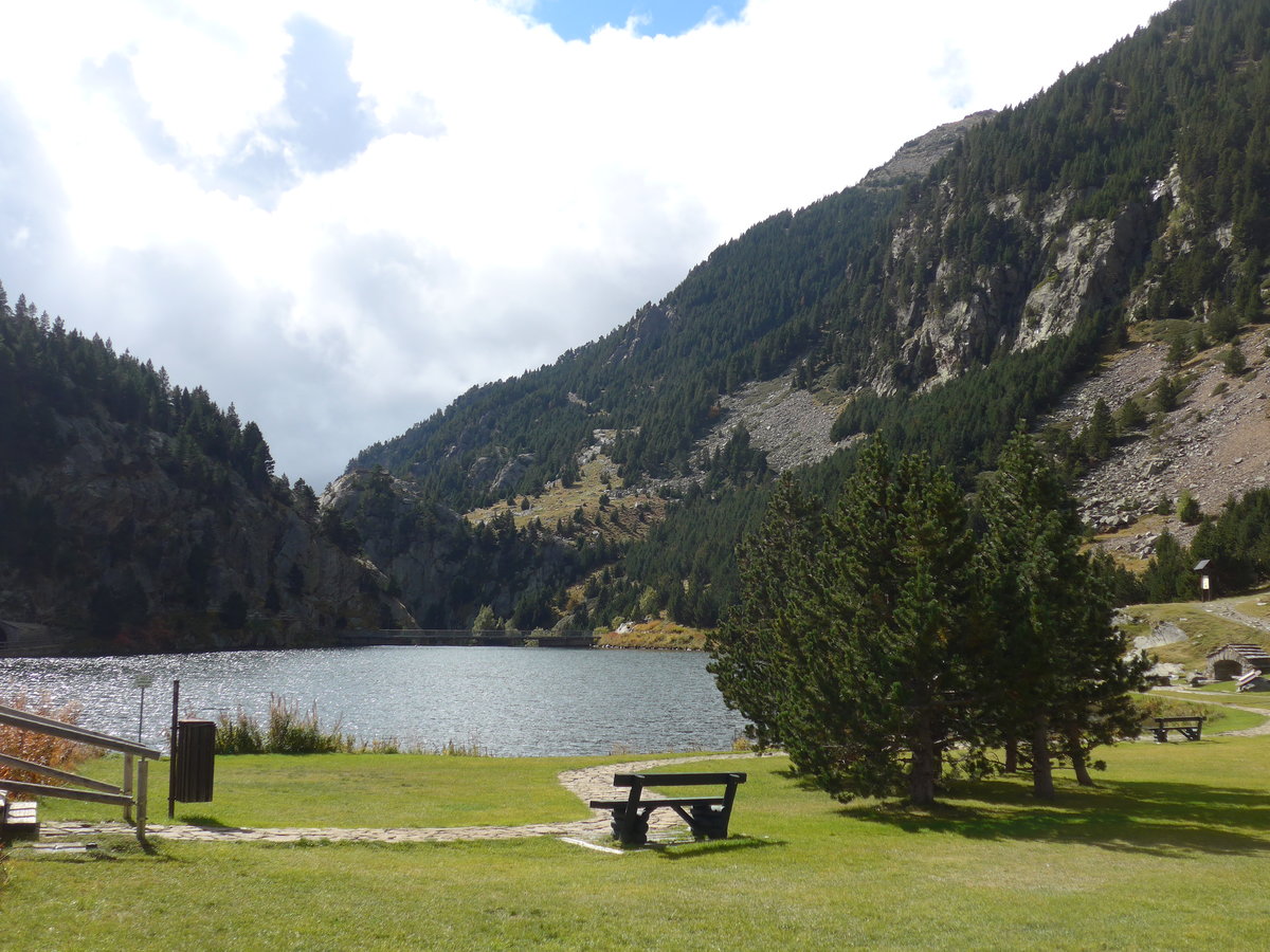 (185'261) - Der Stausee am 26. September 2017 im Vall de Nria