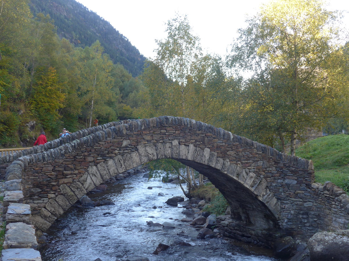 (185'309) - Pont d'Estarell am 27. September 2017 bei Llorts
