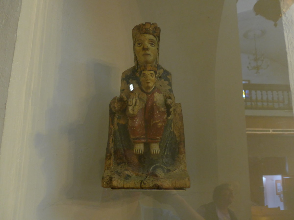 (185'356) - Alte Holzskulptur am 27. September 2017 in der Kirche Ordino