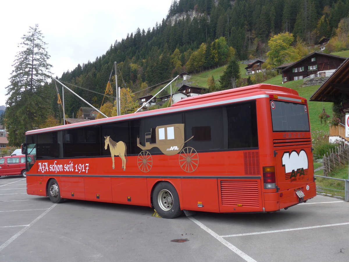 (185'797) - AFA Adelboden - Nr. 20/BE 3044 U - Setra (ex Nr. 6) am 8. Oktober 2017 in Adelboden, Mritplatz