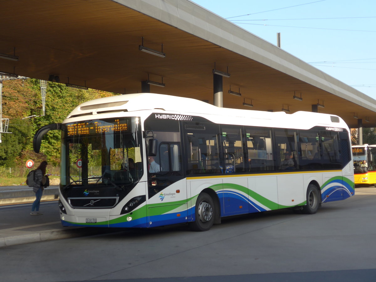 (185'964) - SBK Kreuzlingen - Nr. 83/TG 161'783 - Volvo am 19. Oktober 2017 beim Bahnhof Kreuzlingen