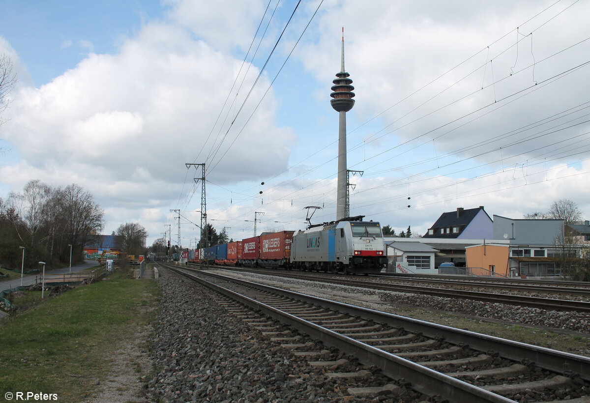 186 502-1 mit einem Containerzug in Nürnberg Hohe Marter. 25.03.24