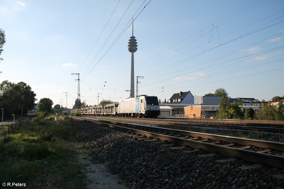 186 696-2 mit einem leeren Gefco Autotransportzug Nürnberg Hohe Marta. 26.09.23