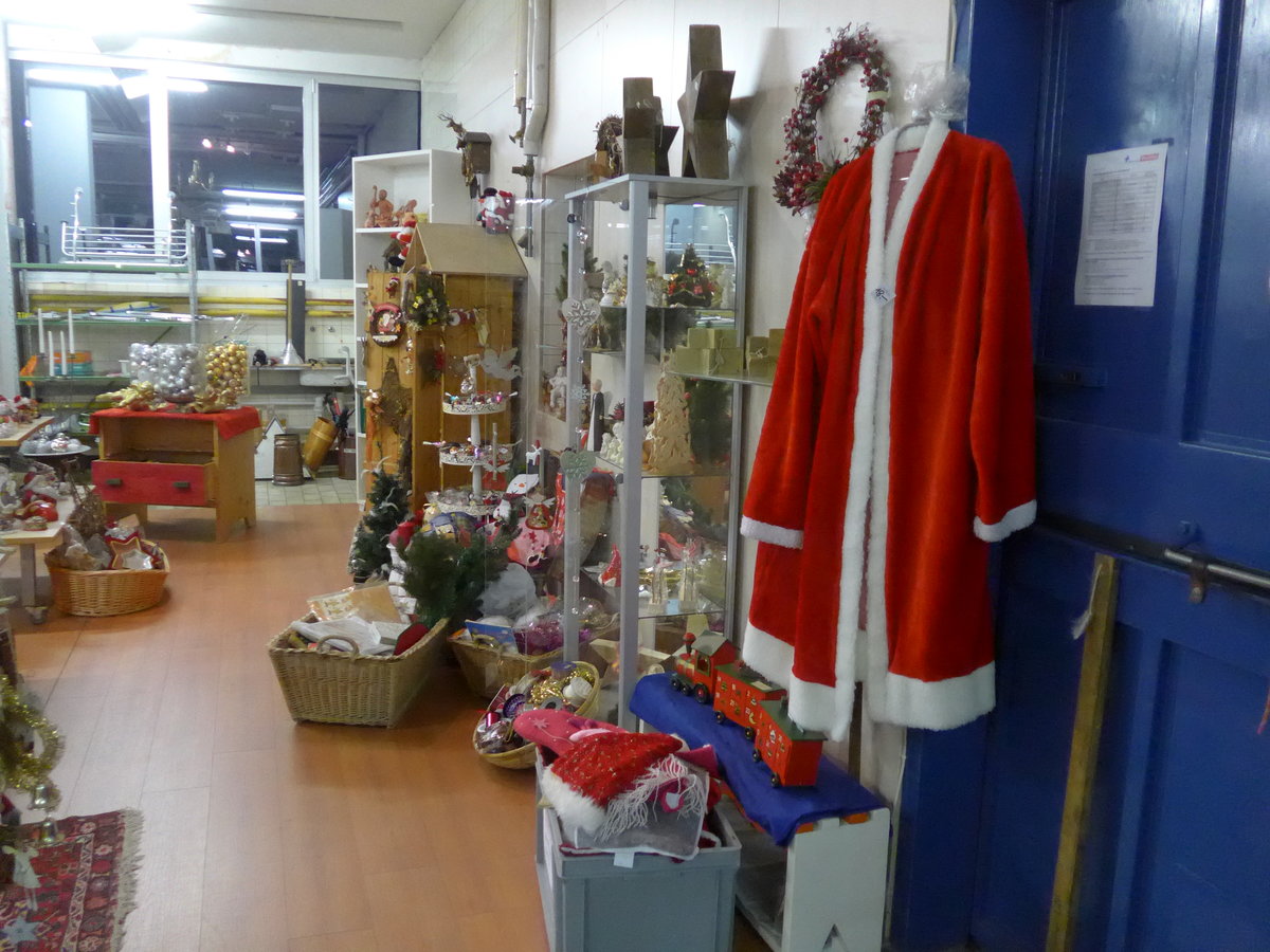 (186'162) - Weihnachtsverkauf 2017 im BrockiShop Thun am 28. Oktober 2017