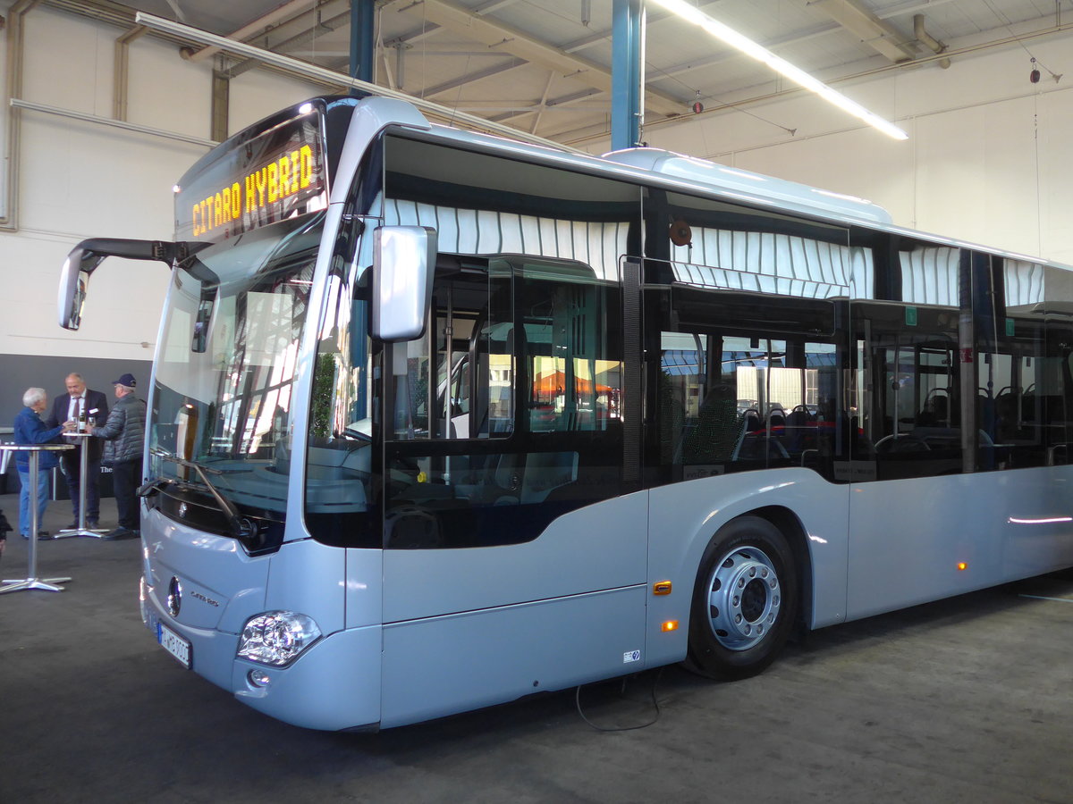 (186'225) - Aus Deutschland: Mercedes, Mannheim - MA-MB 9000 - Mercedes am 3. November 2017 in Kloten, EvoBus (Teilaufnahme)