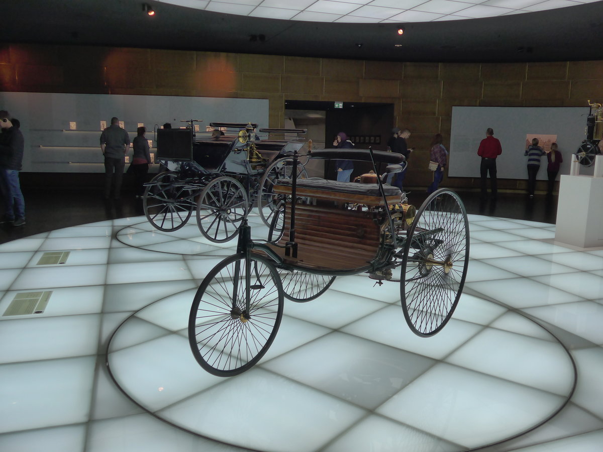 (186'306) - Benz-Patentwagen am 12. November 2017 in Stuttgart, Mercedes-Benz Museum