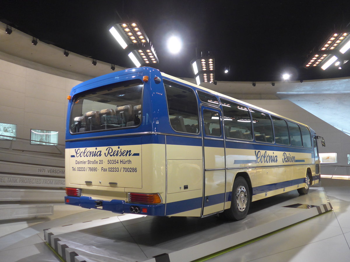 (186'435) - Colonia Reisen, Hrth - Mercedes am 12. November 2017 in Stuttgart, Mercedes-Benz Museum