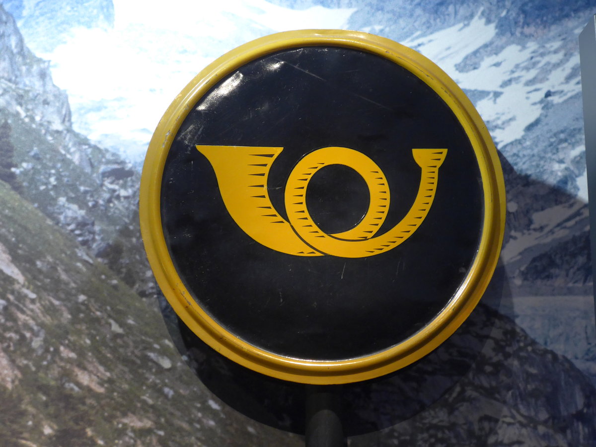 (186'547) - Altes Postauto-Schild am 19. November 2017 in Bern, Museum fr Kommunikation