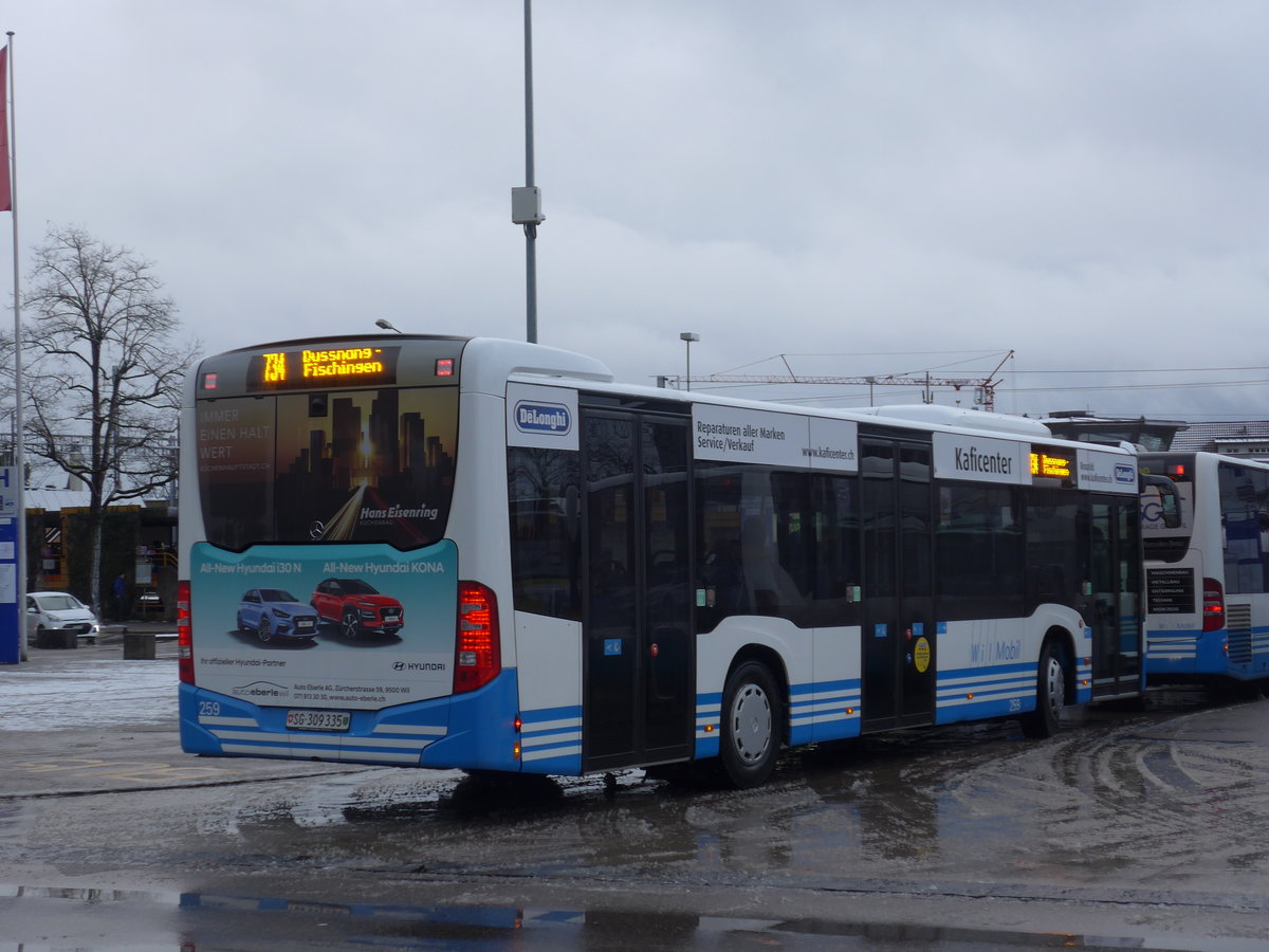 (186'951) - WilMobil, Wil - Nr. 259/SG 309'335 - Mercedes am 14. Dezember 2017 beim Bahnhof Wil