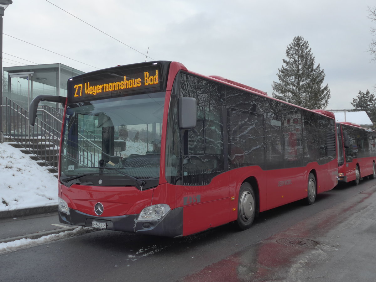 (187'095) - Bernmobil, Bern - Nr. 435/BE 843'435 - Mercedes am 18. Dezember 2017 beim Bahnhof Niederwangen