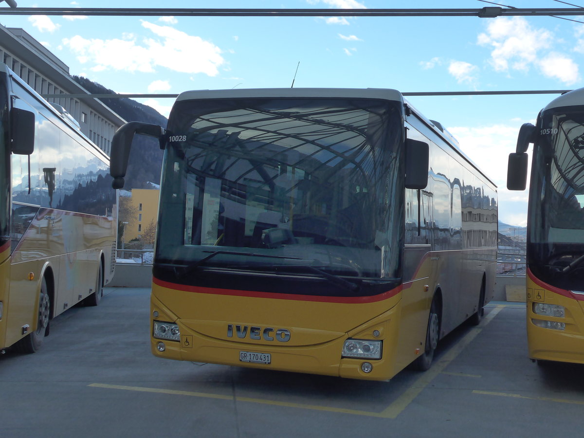 (187'407) - PostAuto Graubnden - GR 170'431 - Iveco am 26. Dezember 2017 in Chur, Postautostation