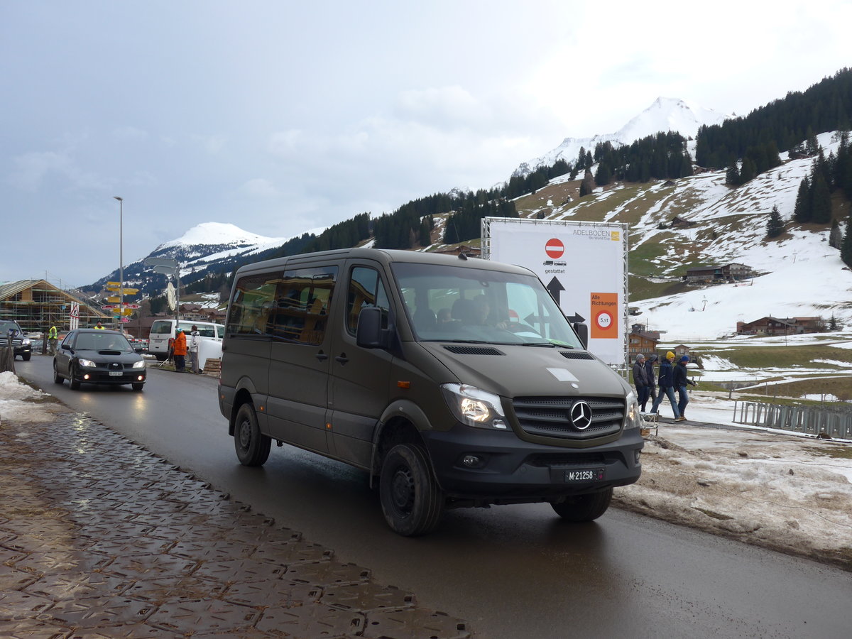 (187'740) - Schweizer Armee - M+21'258 - Mercedes am 7. Januar 2018 in Adelboden, Weltcup