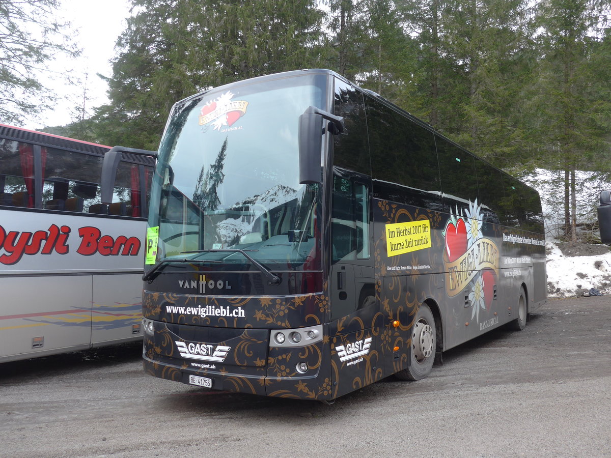 (187'834) - Gast, Utzenstorf - BE 41'755 - Van Hool am 7. Januar 2018 in Adelboden, Unter dem Birg