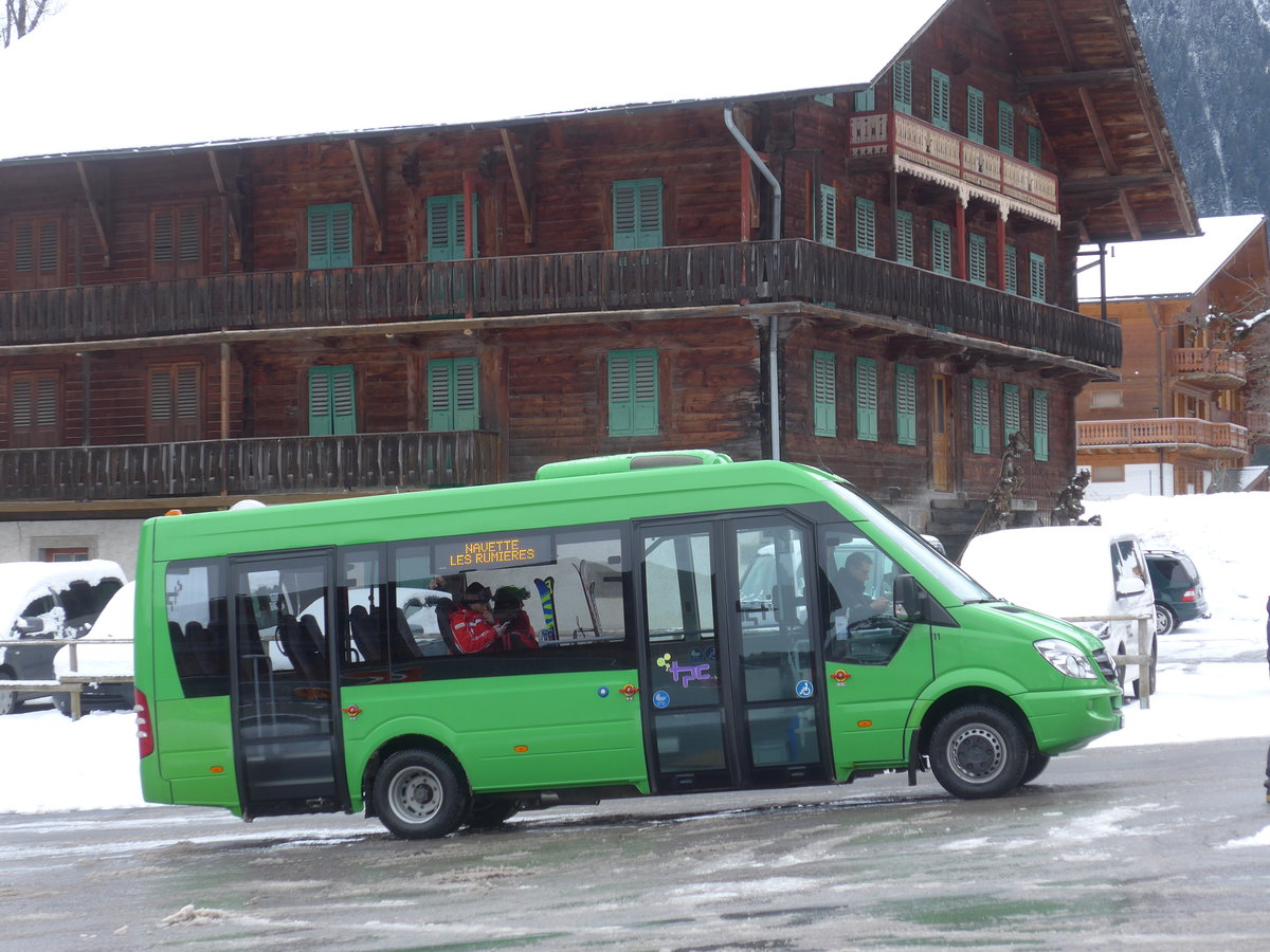 (188'007) - TPC Aigle - Nr. 11/VS 414'462 - Mercedes am 20. Januar 2018 beim Bahnhof Champry