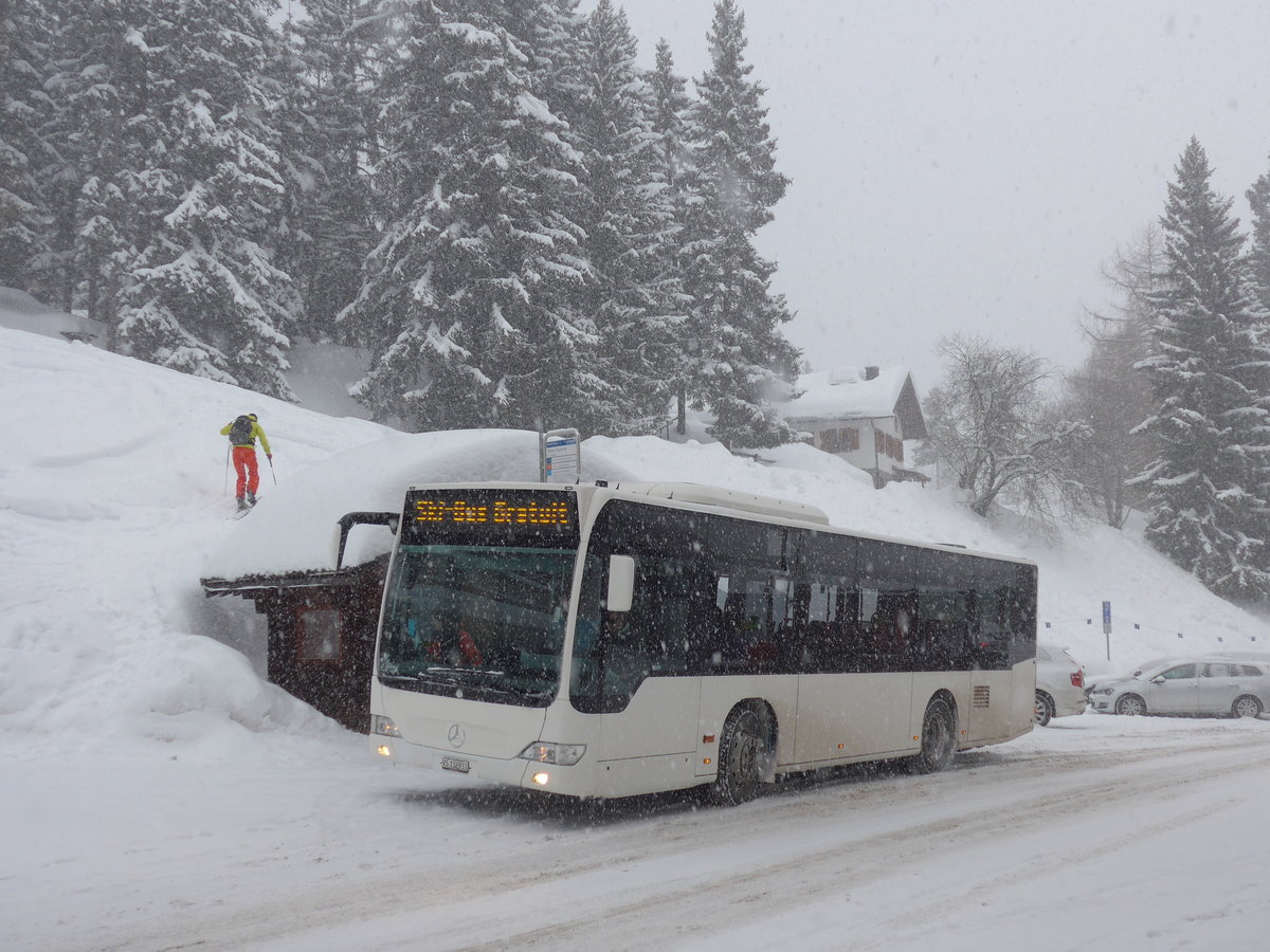 (188'058) - Interbus, Yverdon - Nr. 43/VS 132'933 - Mercedes (ex Regionalverkehr Kurhessen, D-Kassel) am 20. Januar 2018 in Les Collons, Office Tourisme (Einsatz Theytaz)