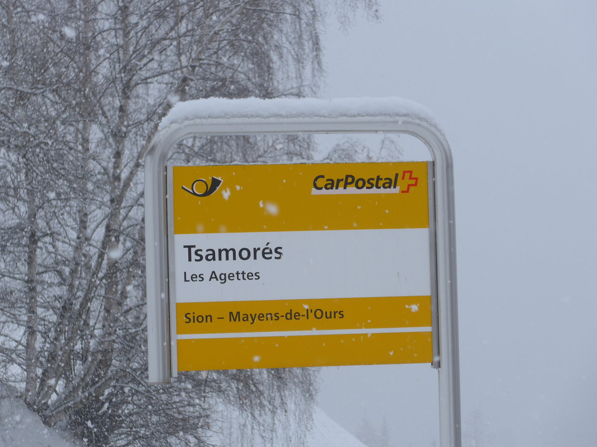 (188'408) - PostAuto-Haltestelle - Les Agettes, Tsamors - am 11. Februar 2018