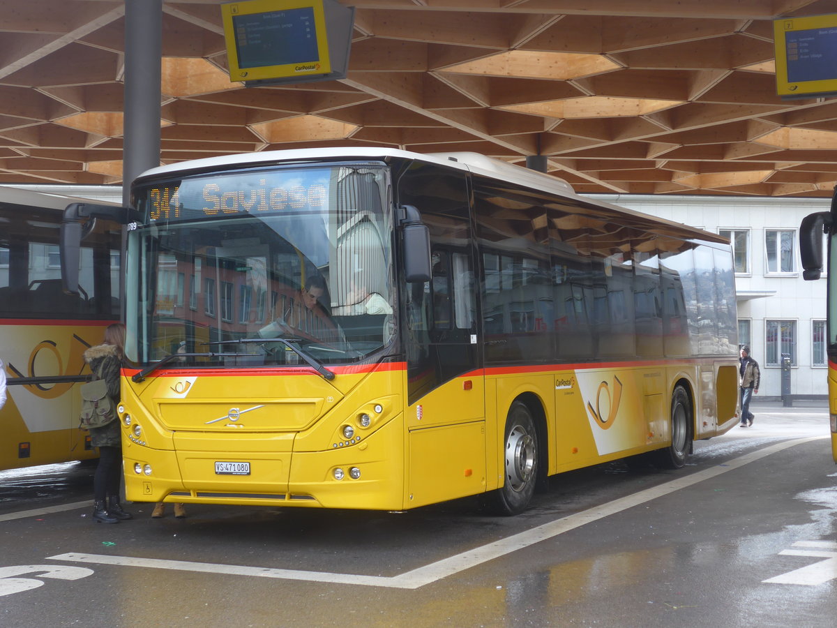 (188'429) - PostAuto Wallis - Nr. 33/VS 471'080 - Volvo (ex TRD, Savise) am 11. Februar 2018 beim Bahnhof Sion