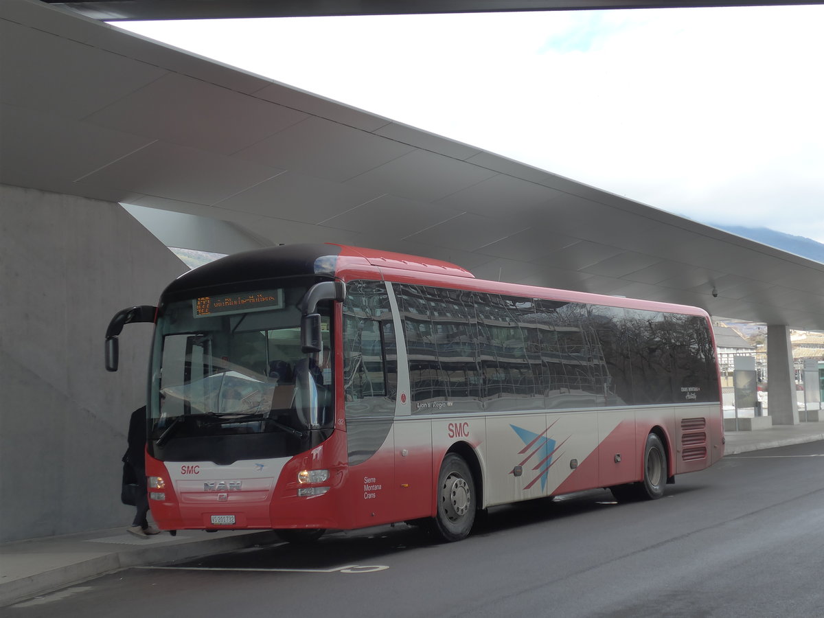 (188'884) - SMC Montana - Nr. 32/VS 201'732 - MAN am 18. Februar 2018 in Sierre, Busbahnhof