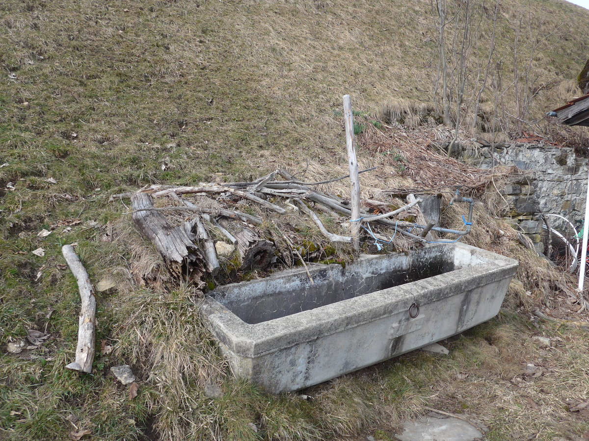 (189'112) - Brunnen von 1906 am 5. Mrz 2018 beim Zihl-Ladholz bei Achseten