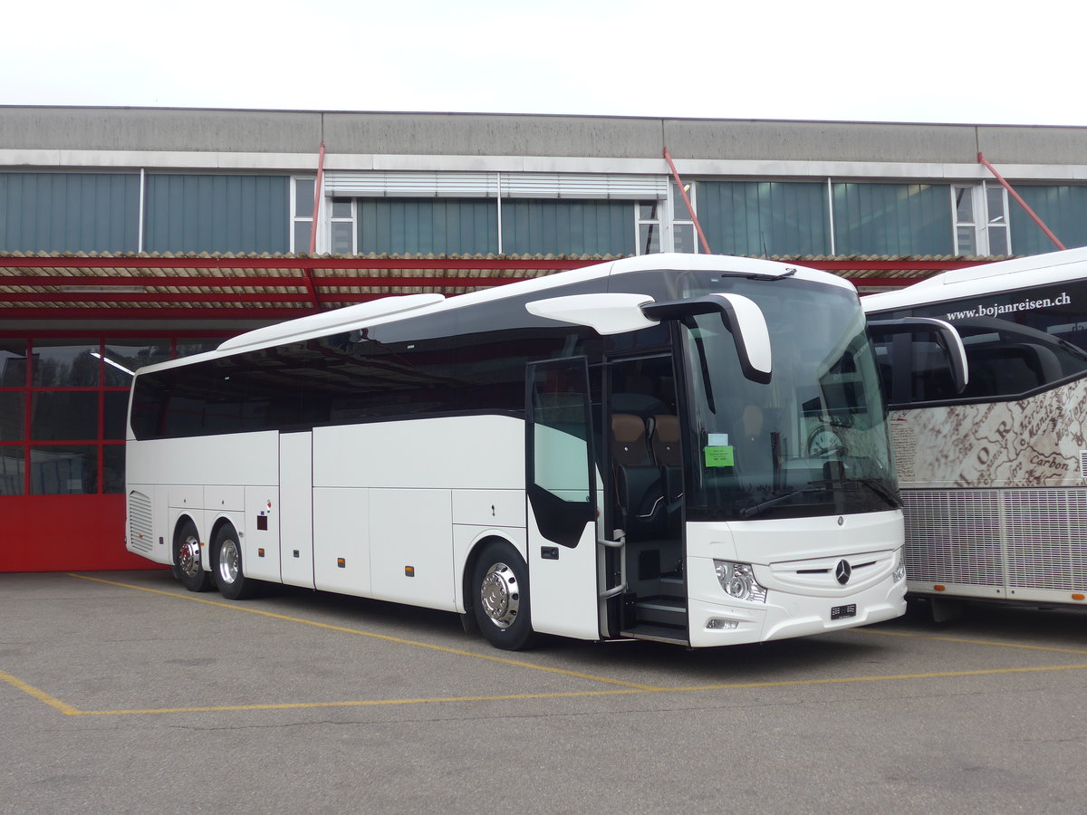 (189'596) - Gssi, Horw - Mercedes am 19. Mrz 2018 in Kloten, EvoBus