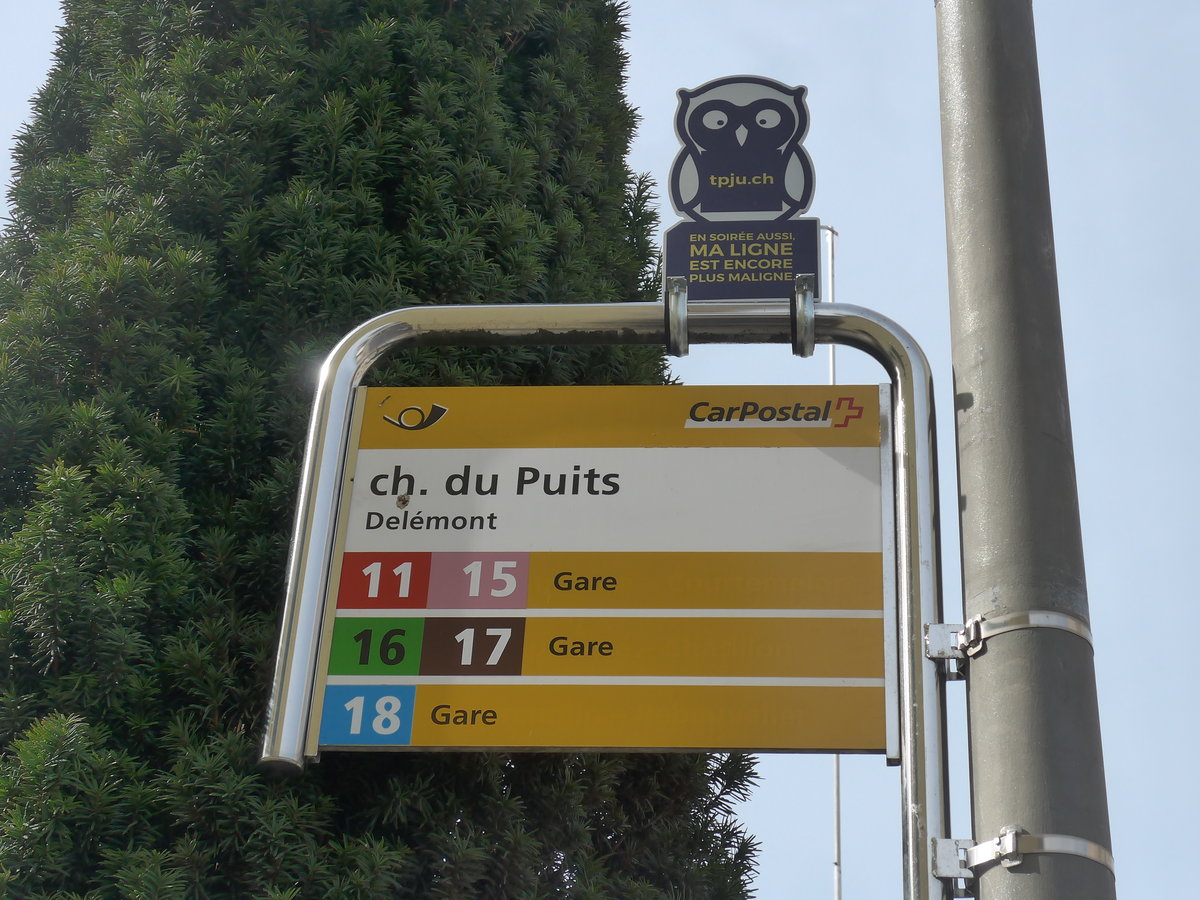 (189'941) - PostAuto-Haltestelle - Delmont, ch. du Puits - am 2. April 2018