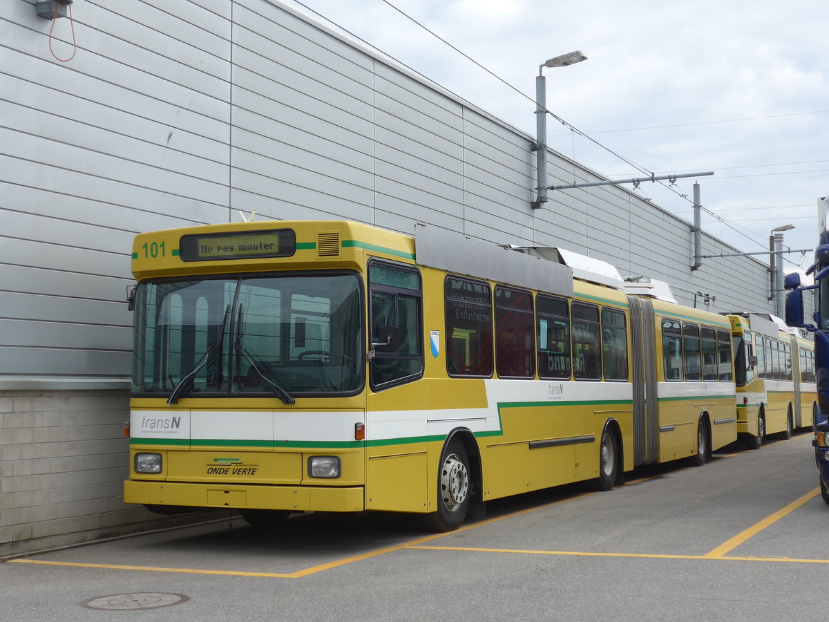 (189'988) - transN, La Chaux-de-Fonds - Nr. 101 - NAW/Hess Gelenktrolleybus (ex TN Neuchtel Nr. 101) am 2. April 2018 in Marin, Dpt