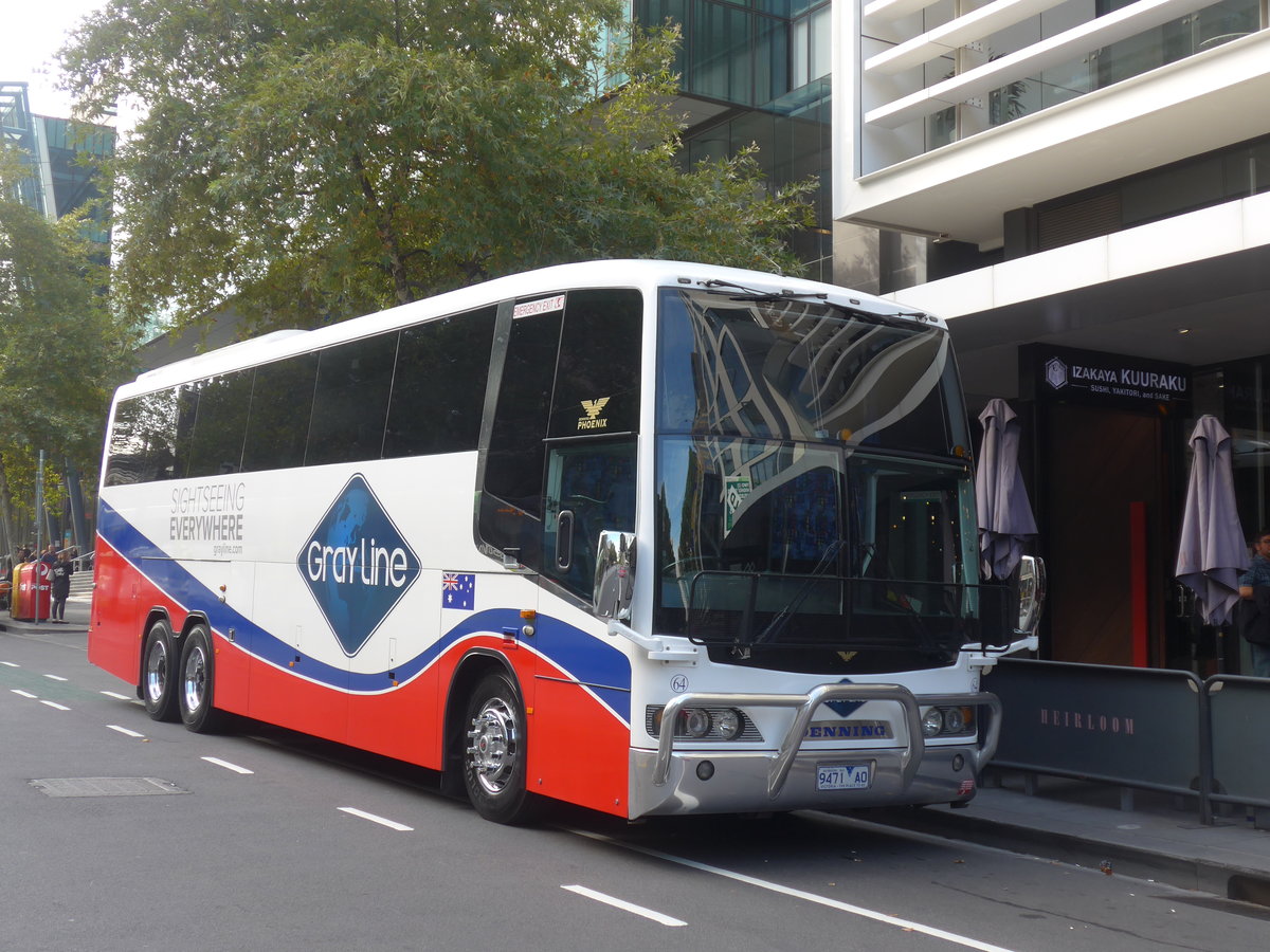 (190'352) - Gray Line, Melbourne - Nr. 64/9471 AO - Denning am 19. April 2018 in Melbourne