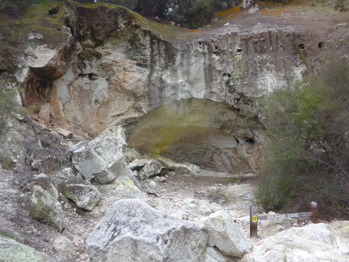 (191'128) - Im Wai-O-Tapu Thermal Wonderland am 23. April 2018 bei Rotorua