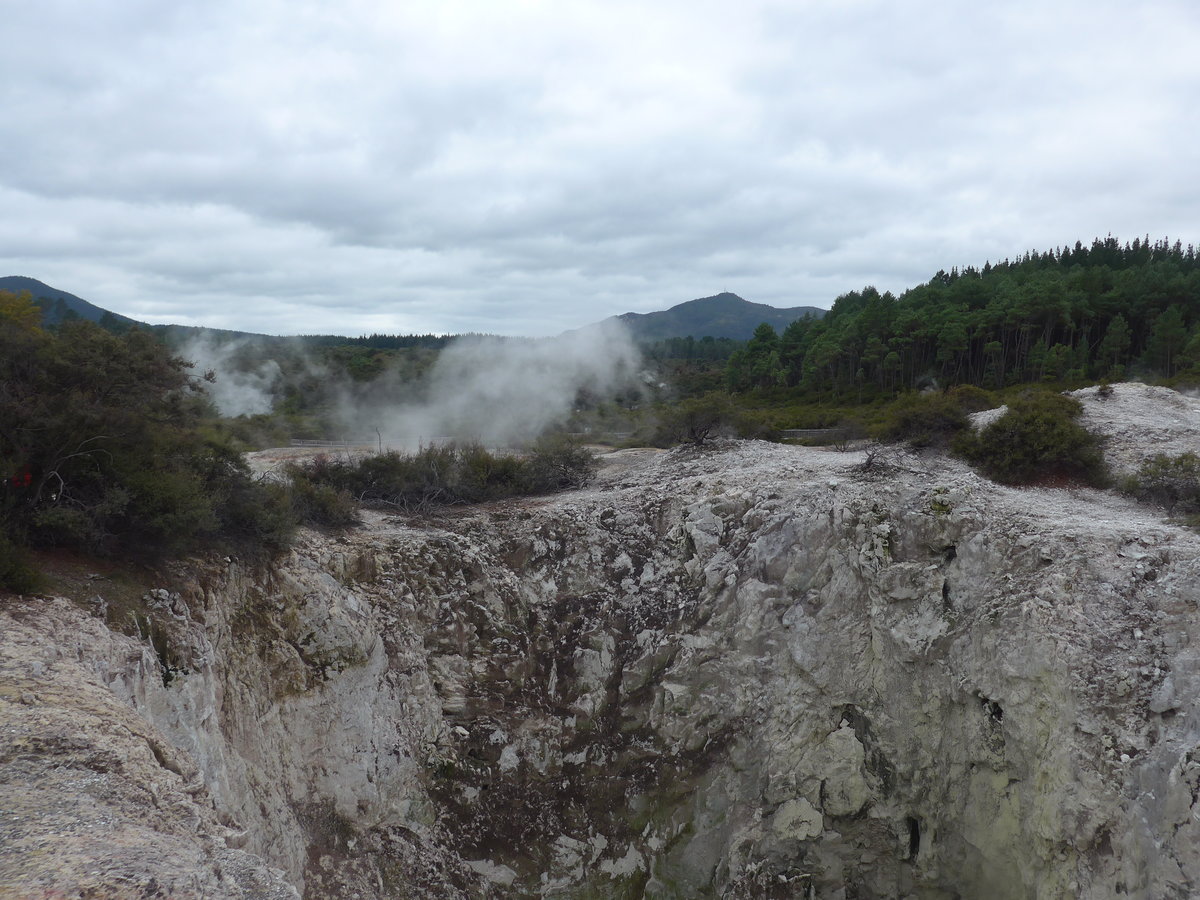 (191'188) - Im Wai-O-Tapu Thermal Wonderland am 23. April 2018 bei Rotorua