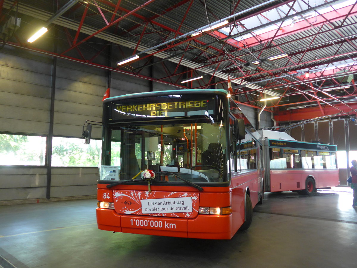 (192'834) - VB Biel - Nr. 84 - NAW/Hess Gelenktrolleybus am 6. Mai 2018 in Biel, Depot