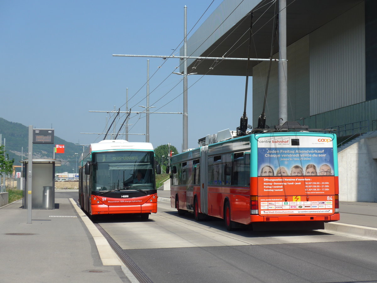 (192'889) - VB Biel - Nr. 59 - Hess/Hess + Nr. 84 - NAW/Hess Gelenktrolleybusse am 6. Mai 2018 in Biel, Stadien